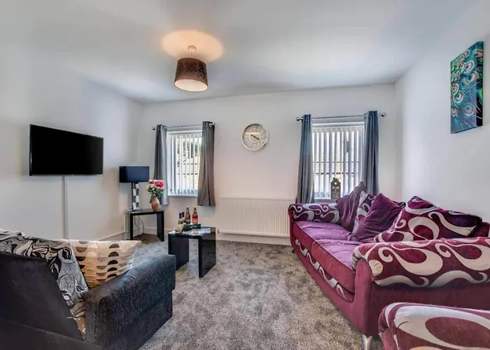 4-bedroom Serviced In Skinningrove 3 Casa vacanze Saltburn-by-the-Sea