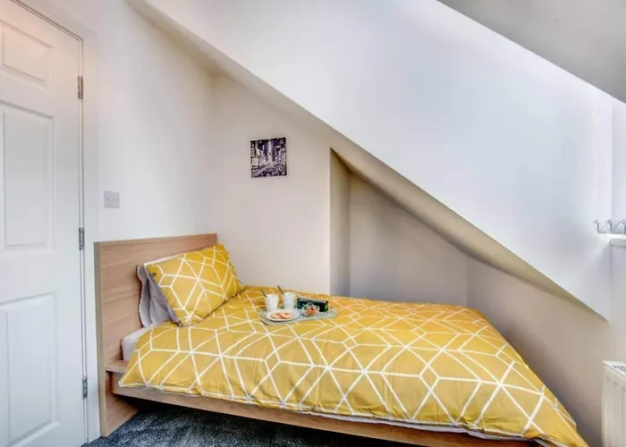 Casa vacanze 4-bedroom Serviced In Skinningrove 3 *